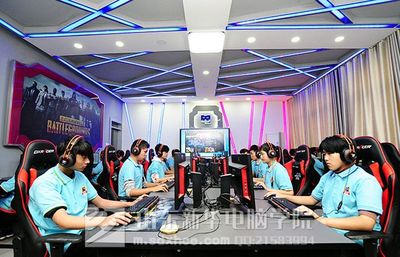 如何選擇適合學習計算機軟件開發的學校